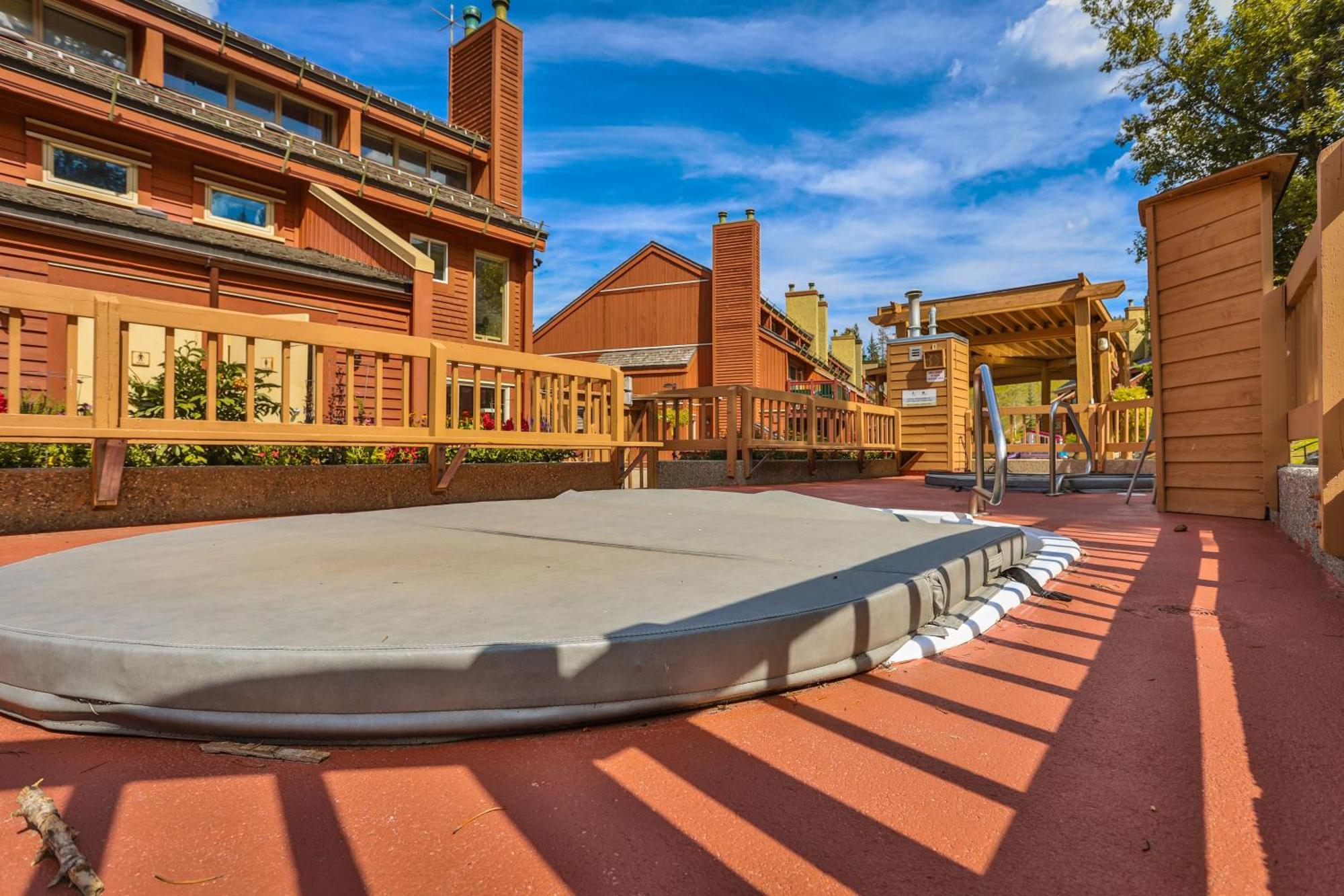 Horsethief Lodge By Stayin Panorama Exterior foto